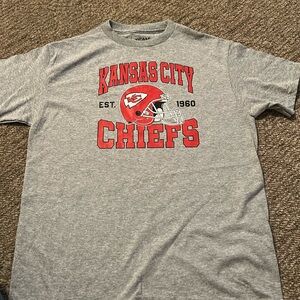 NWOT boys Kansas City chiefs tshirt size L